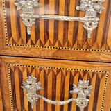 Commode sauteuse Louis XVI en marqueterie 19ème