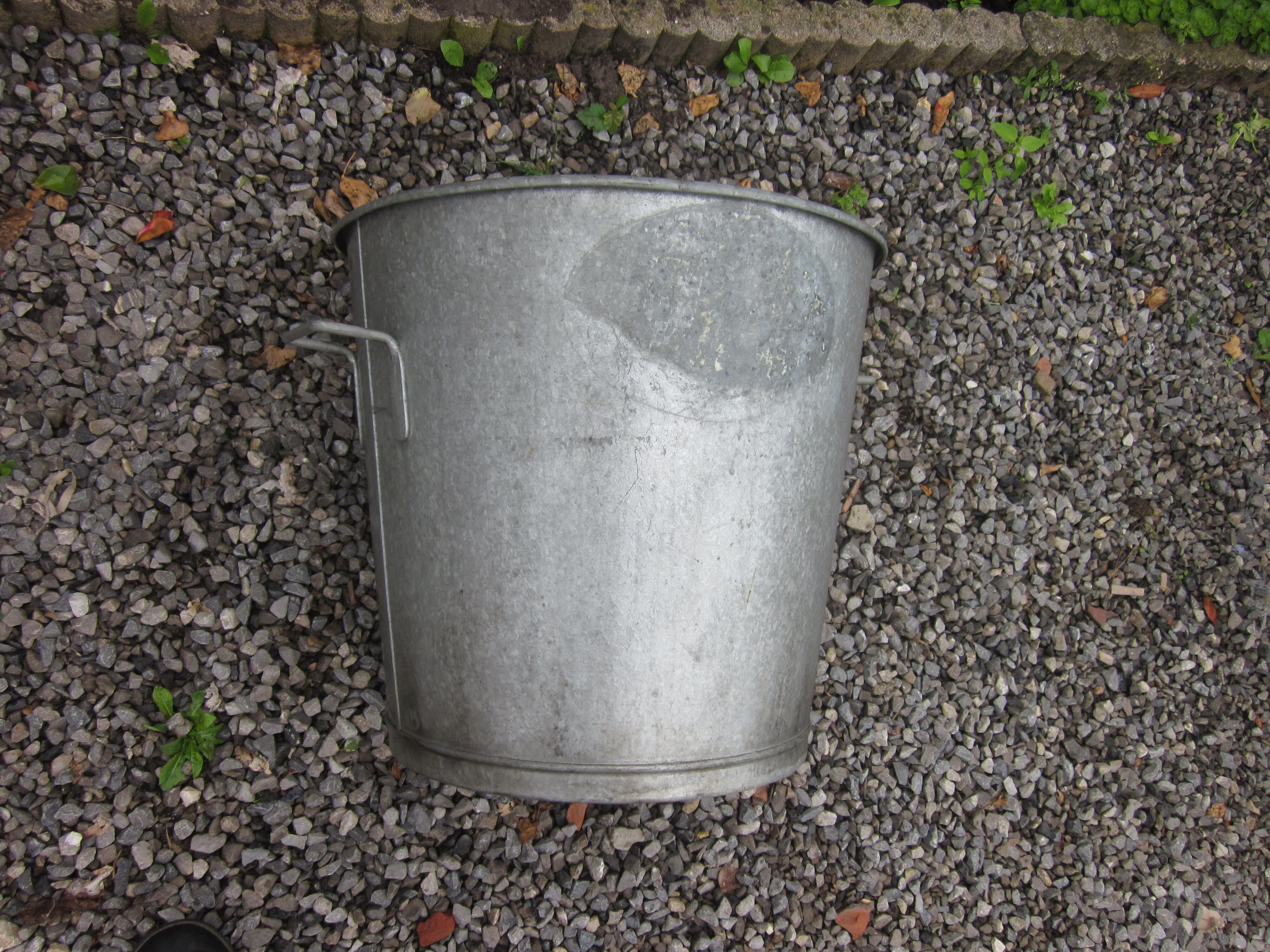 Zinc basin