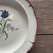 Plat rond en terre de fer HBCM Récamier