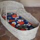 Couffin bébé en osier avec matelas (vintage)