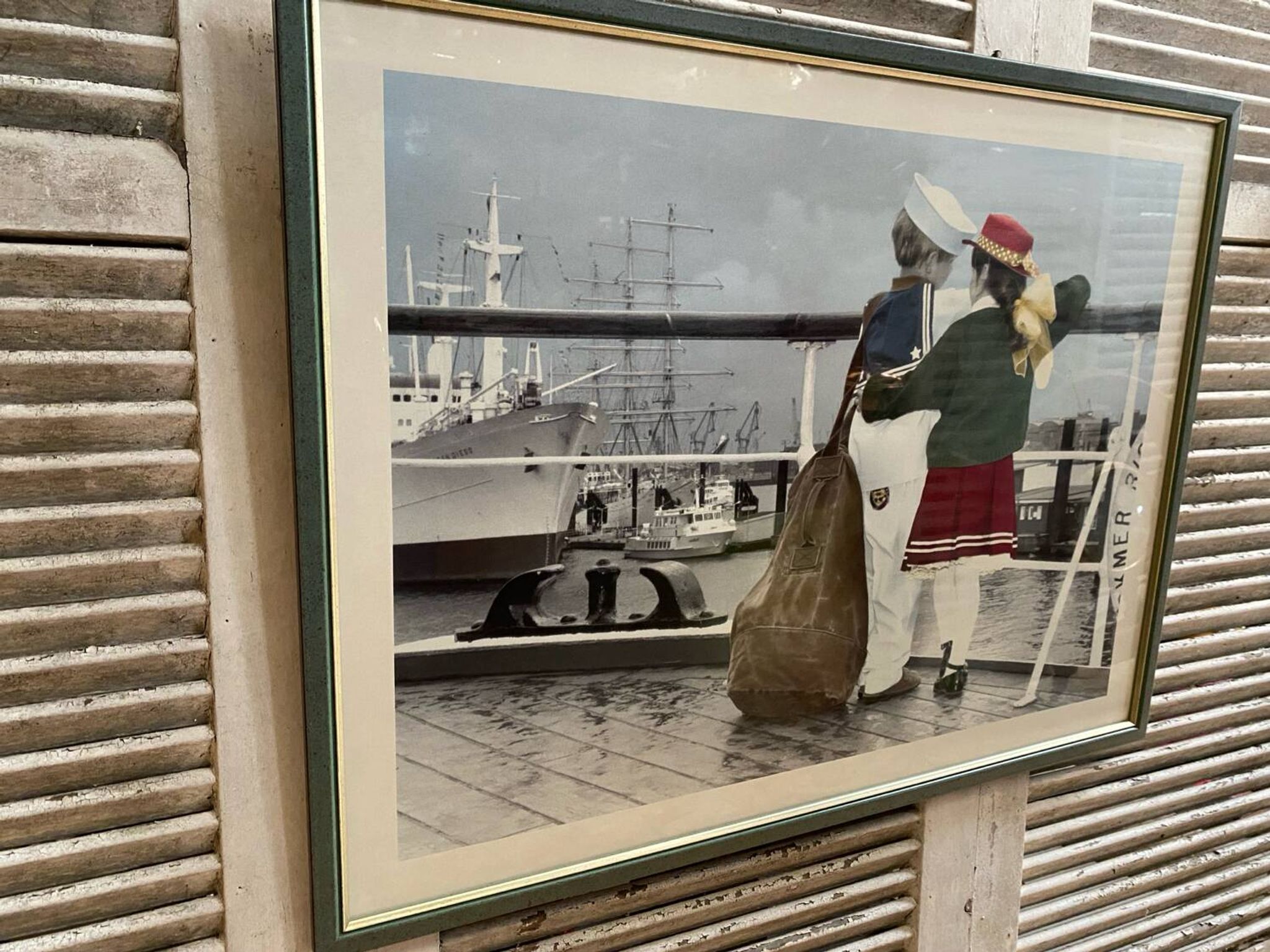 Old Color Print Sailor Children On The Naval Port + Green Wood Frame #B540