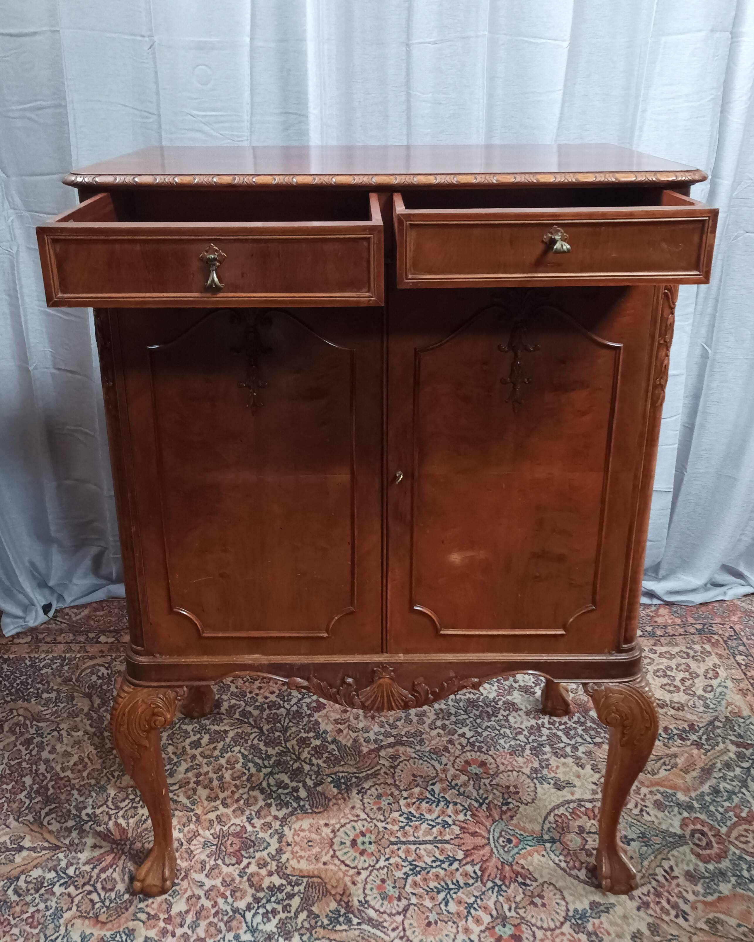 Chippendale mahogany bar cabinet Maison Jellinek in Faubourg Saint Antoine Paris