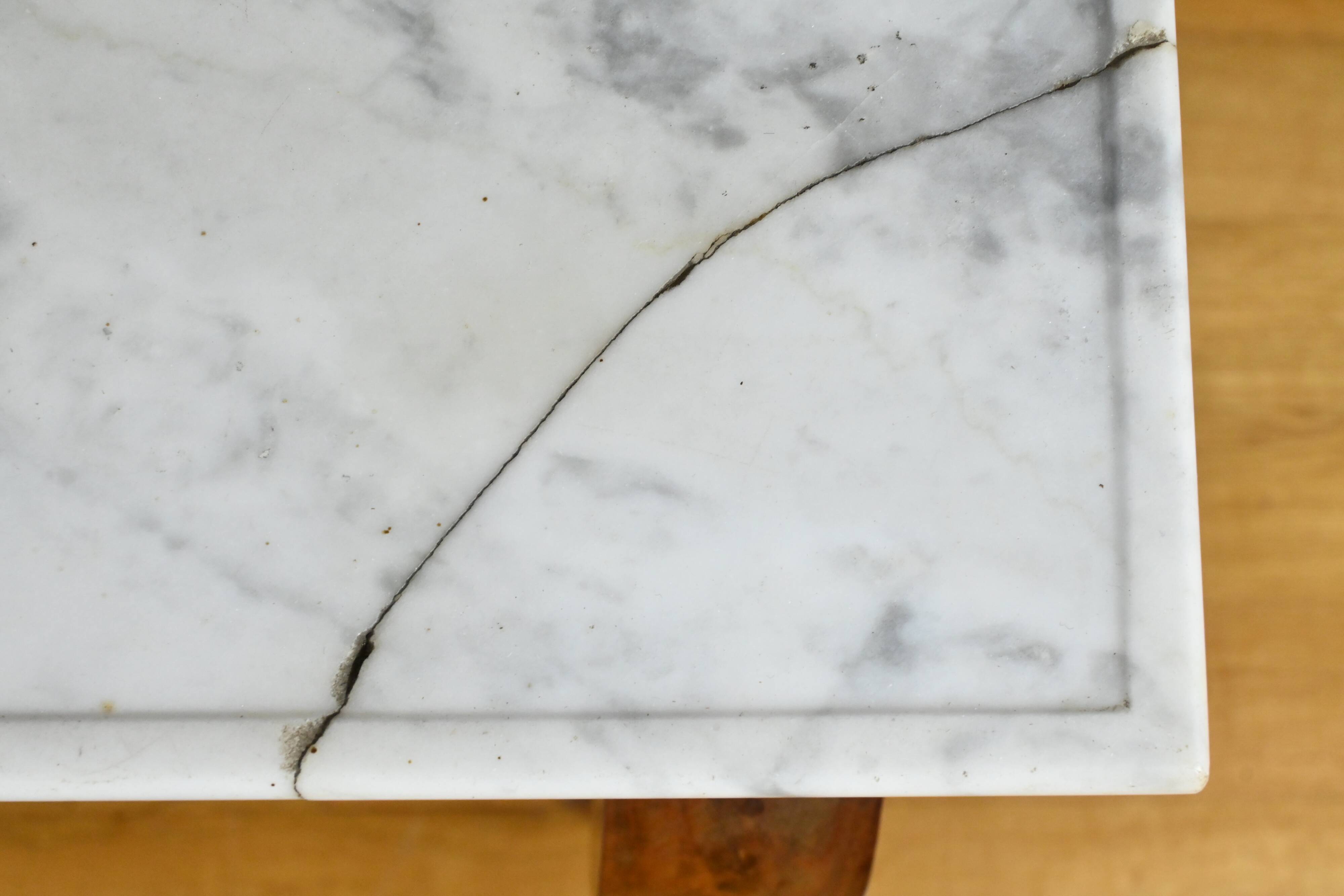 Coiffeuse en Ronce d’Acajou, époque Restauration – Début XIXe