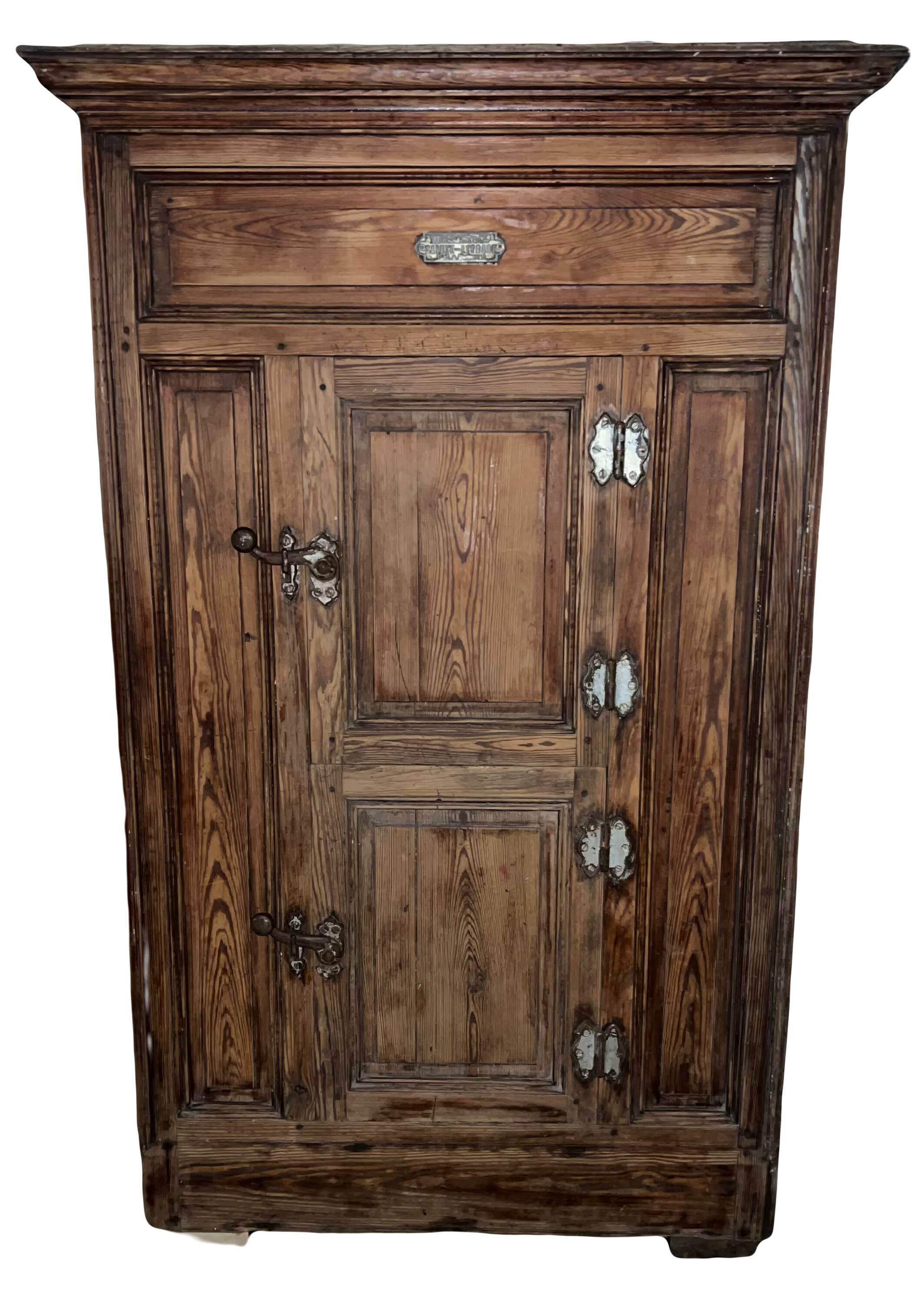 Glacière vintage à poisson