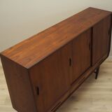Buffet haut en teck, design danois, années 1960, production : Danemark