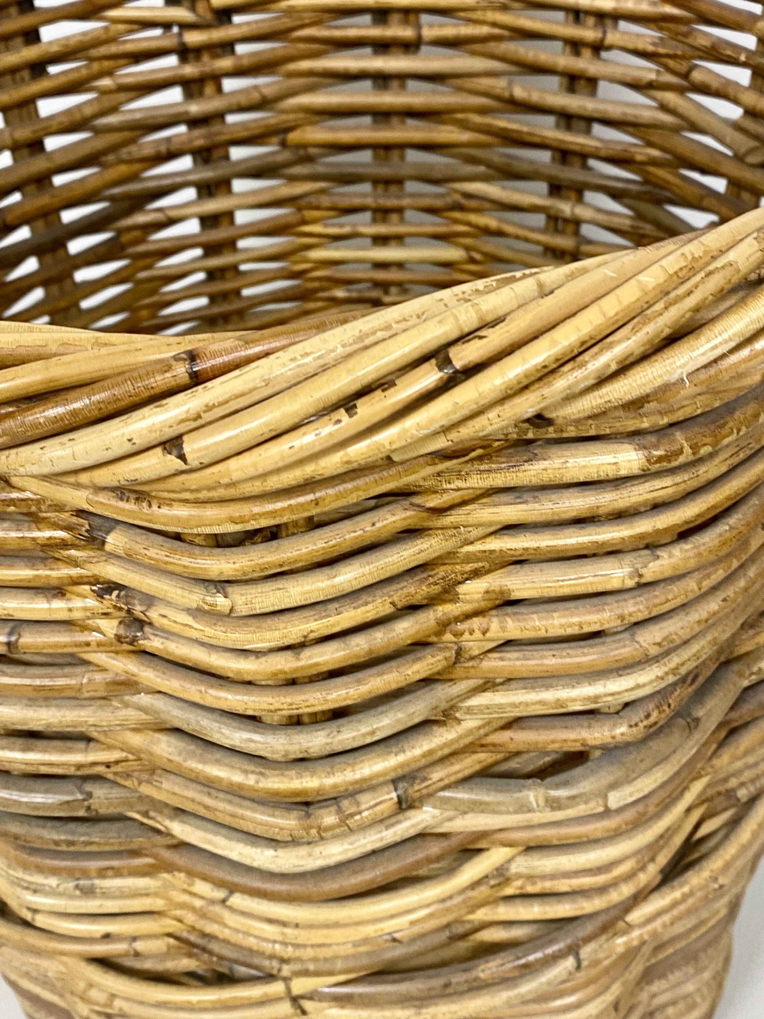 Extra Large Vintage Rattan Basket – Retro Decoration