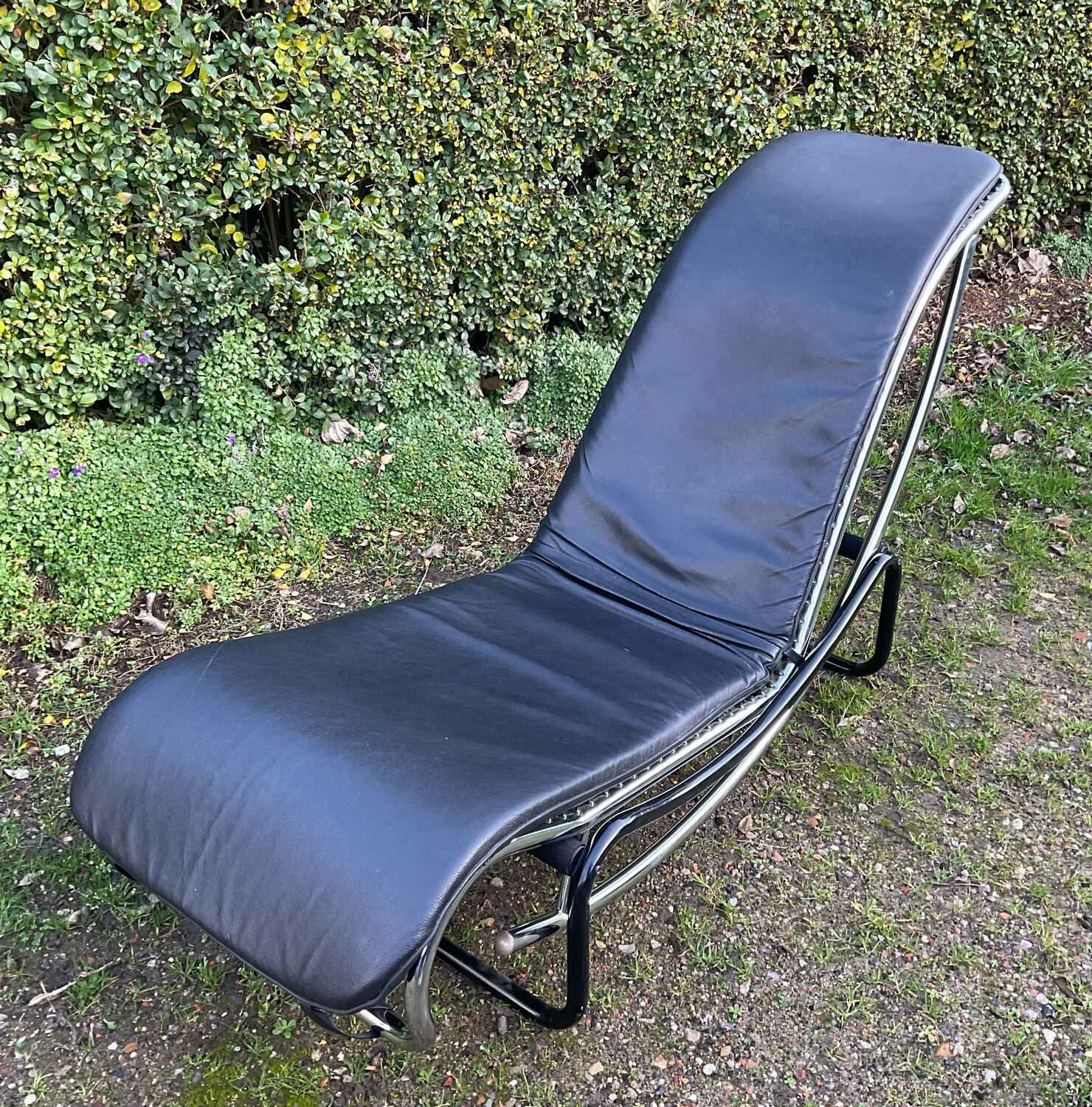 Italian lounge chair from the 1980s.