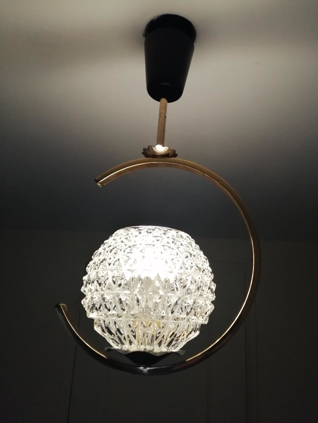 Suspension 60s crystal and metal