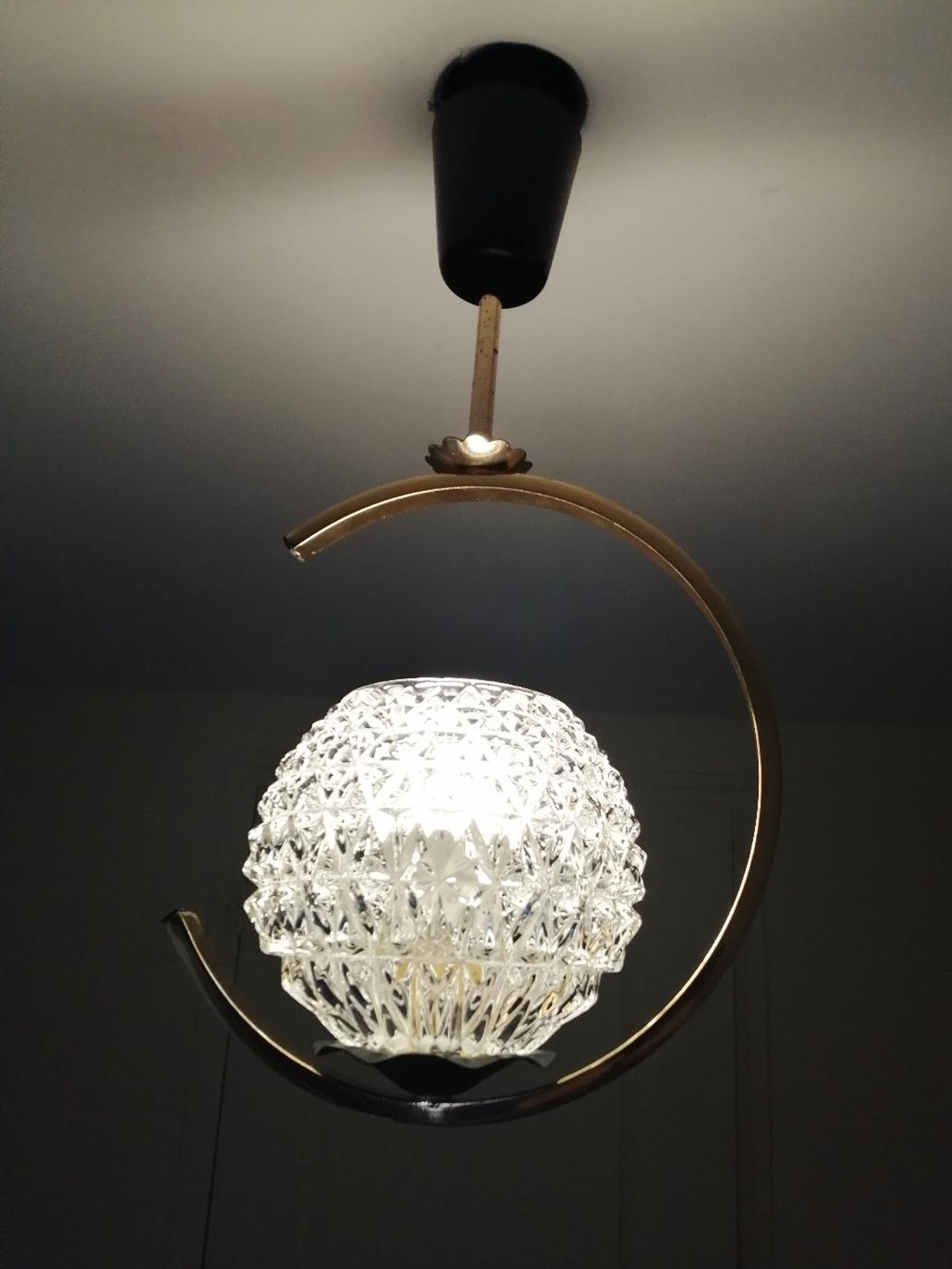 Suspension années 60 cristal et métal