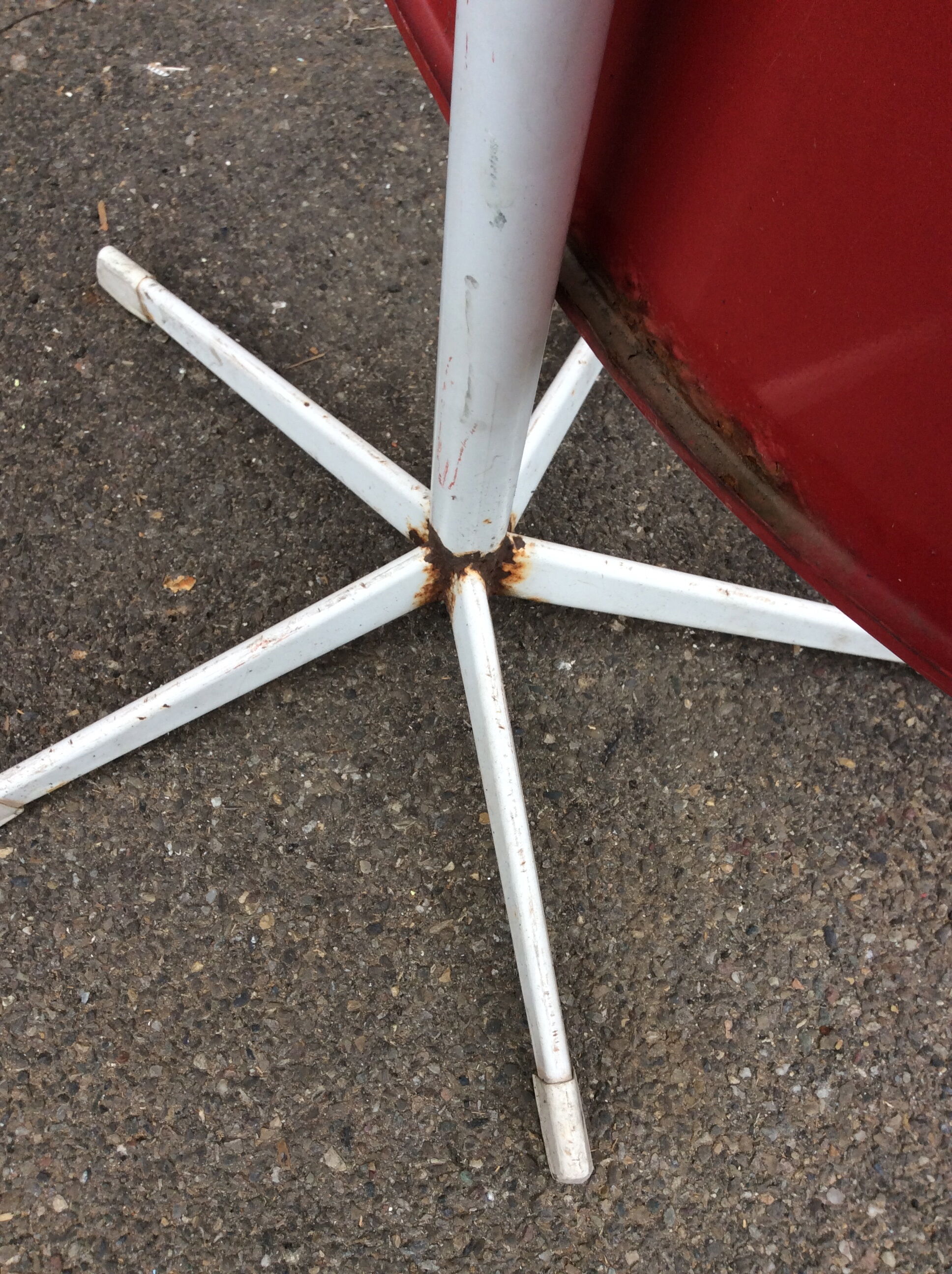 1960 vintage metal metal iron table garden