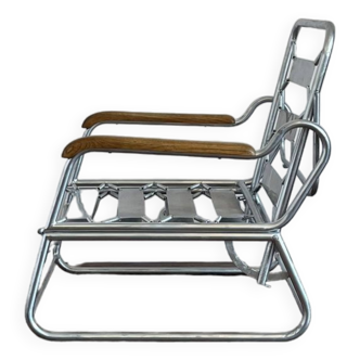 Modernist convertible armchair in the style of François Caruelle