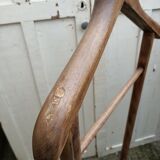 Valet en bois patiné