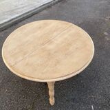 Renovated Louis Philippe round extendable dining table 115cm for 6 people.
