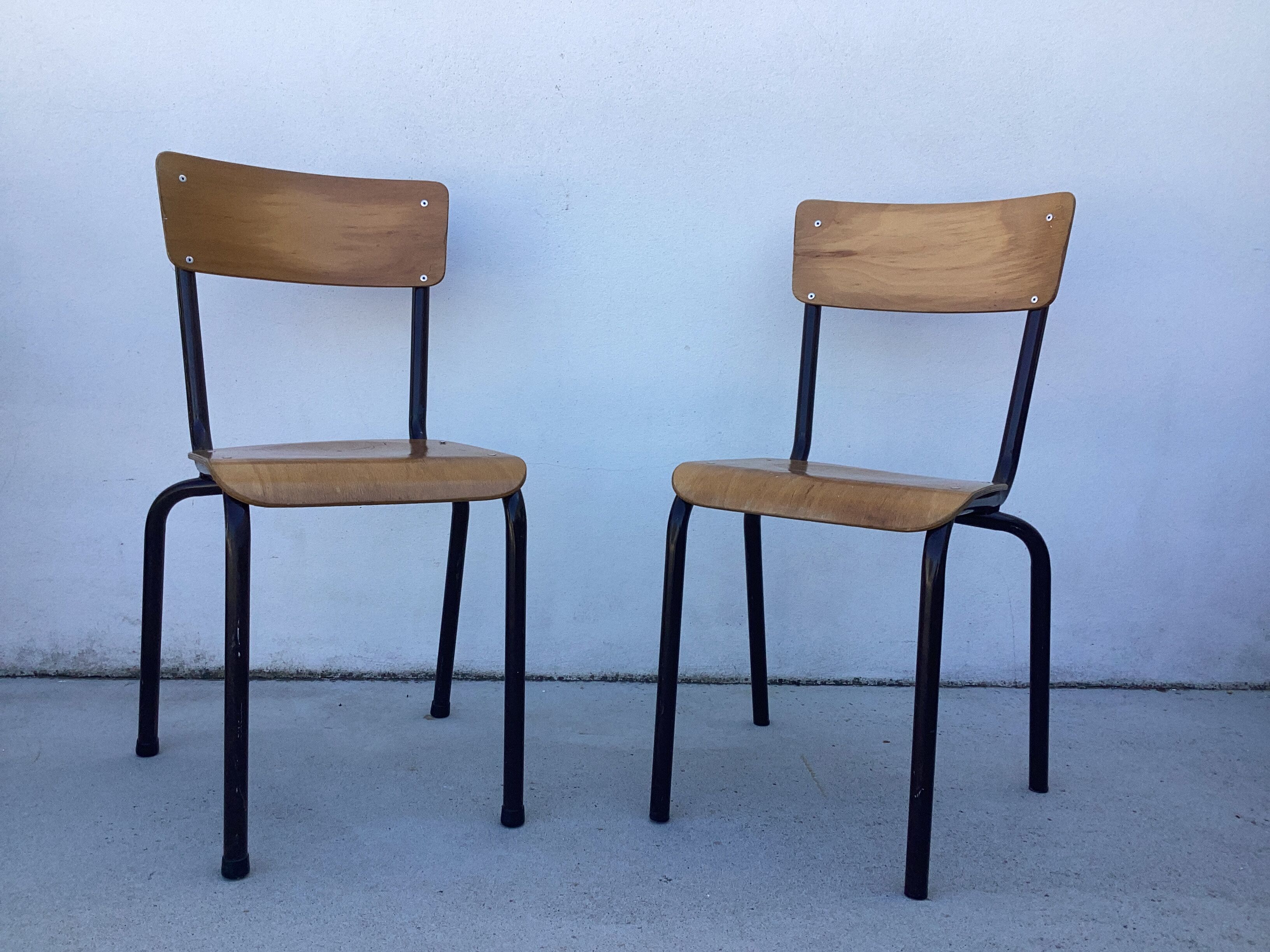 Chaise d'école bois et métal pour grand enfant