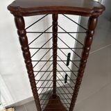 Turned wooden display stand, late 19th - early 20th century.