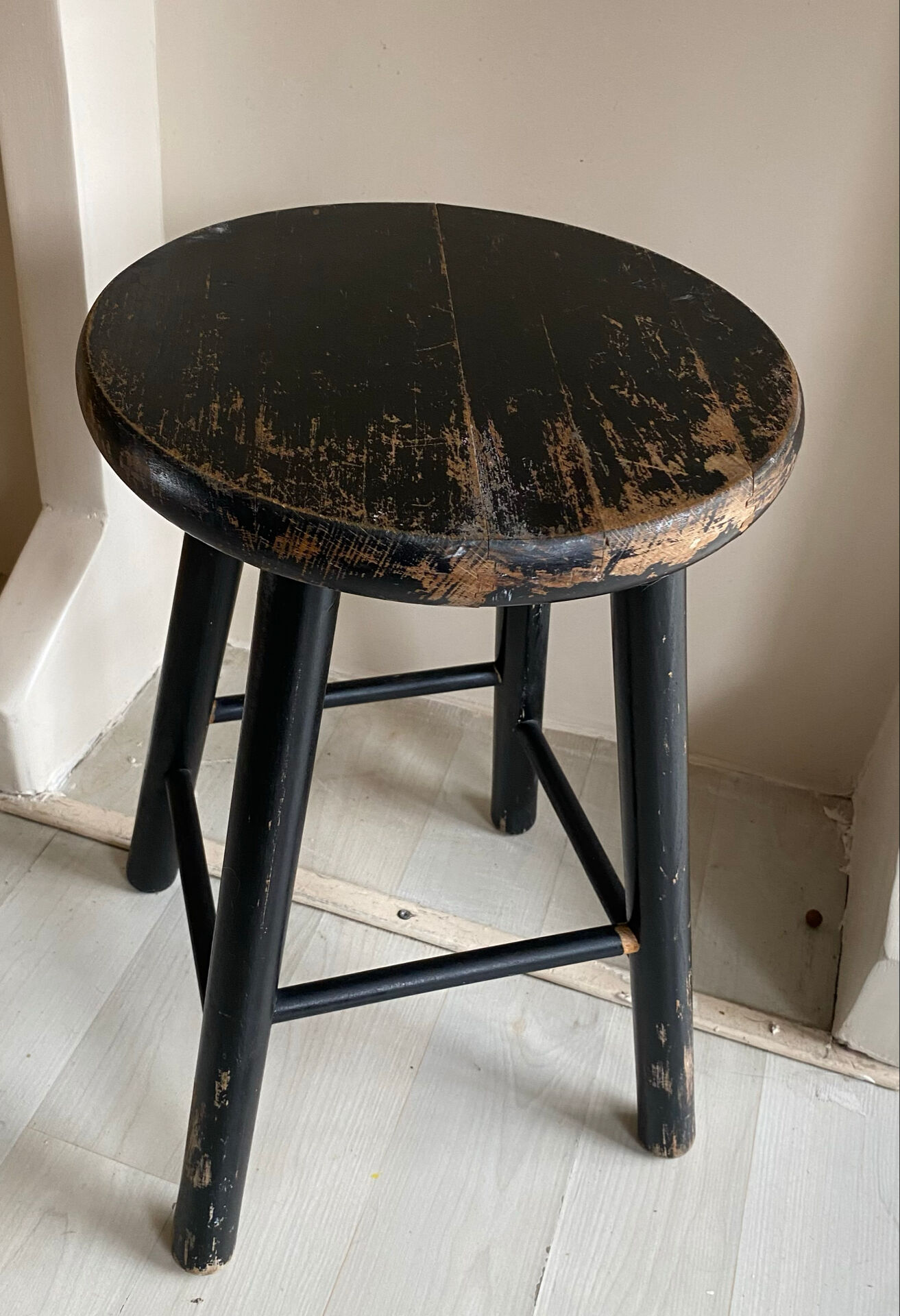 Brutalist stool workshop