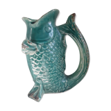 Fish pitcher
