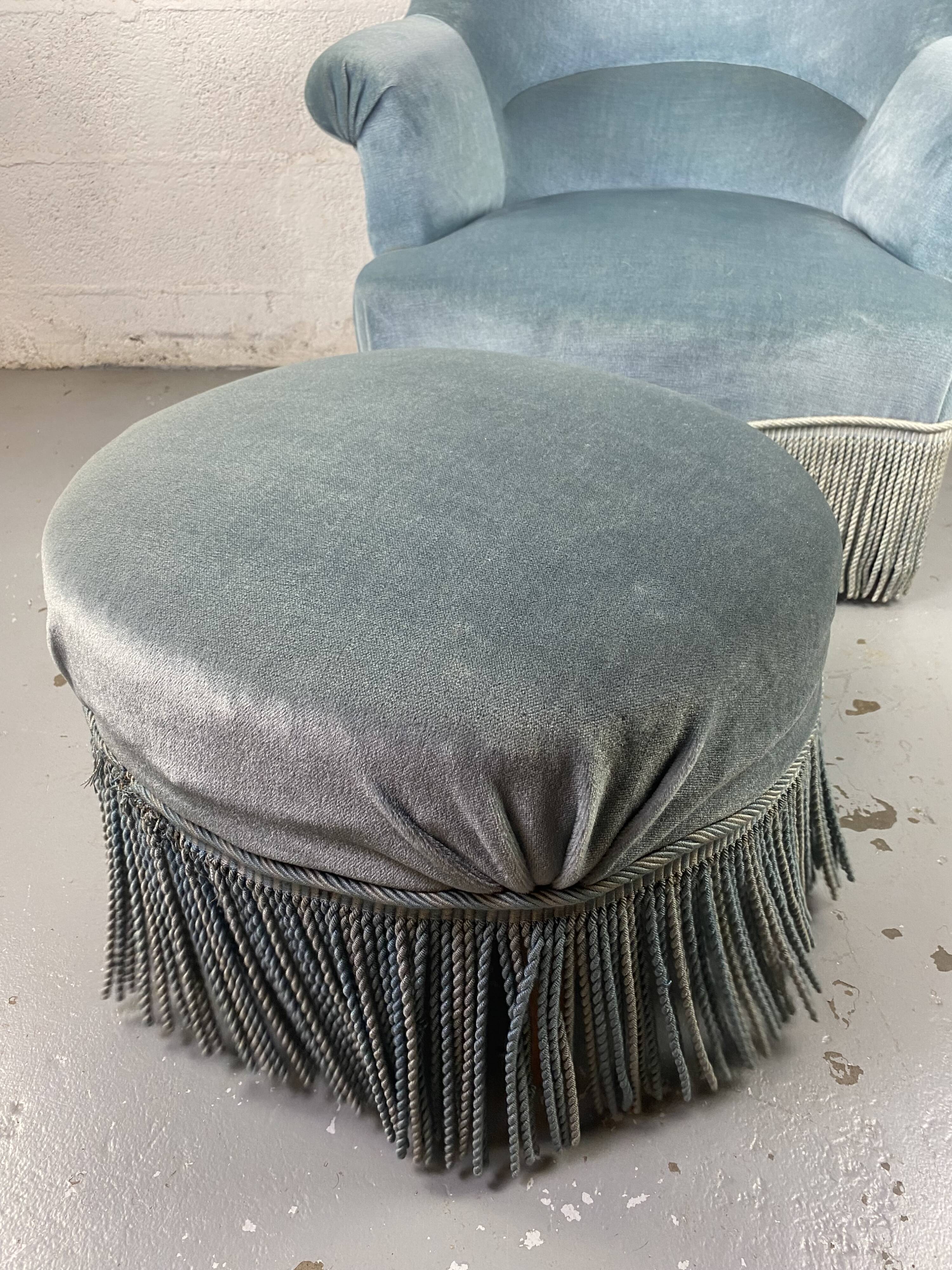 Blue toad armchair and its footrest
