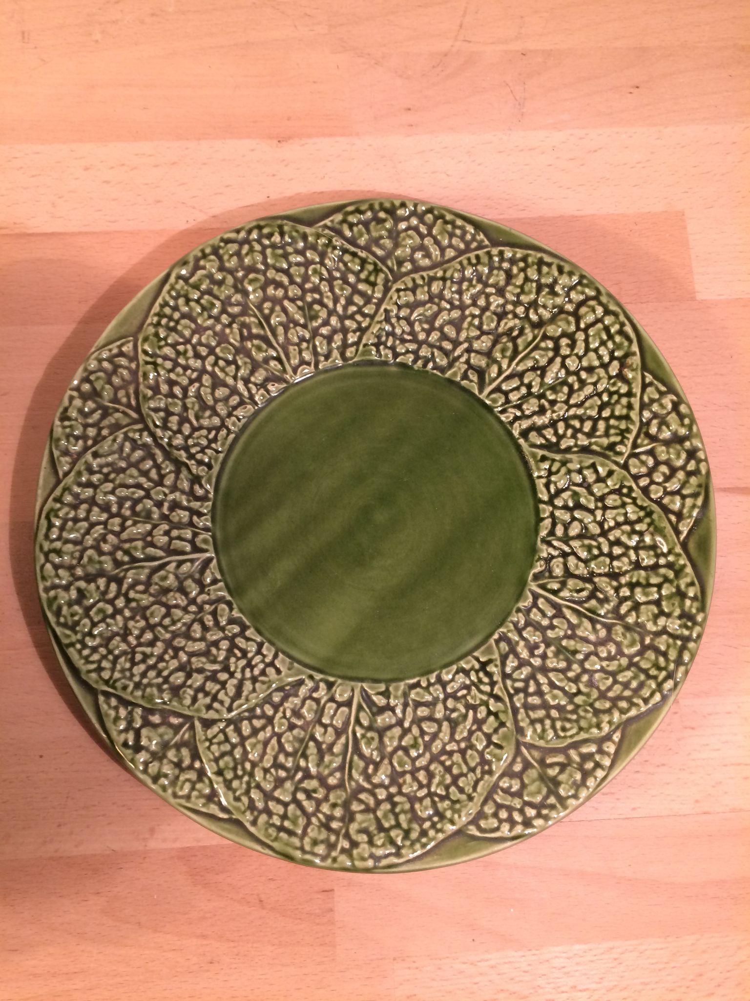Ceramic cabbage service: salad bowl and tureen