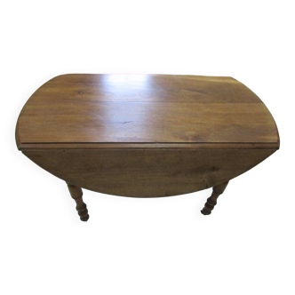Round kitchen table with solid oak shutters, 1900