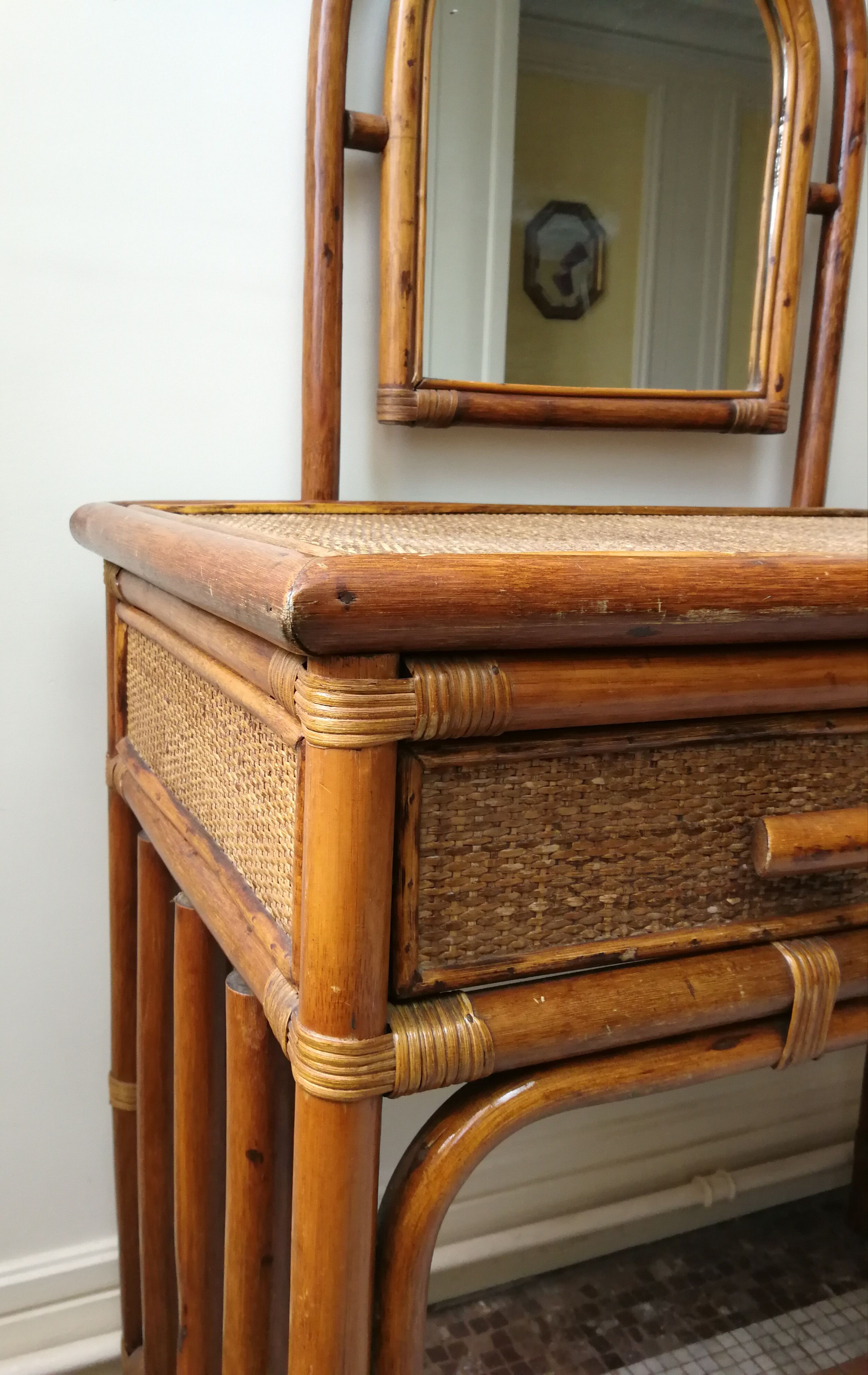 Rattan dressing table
