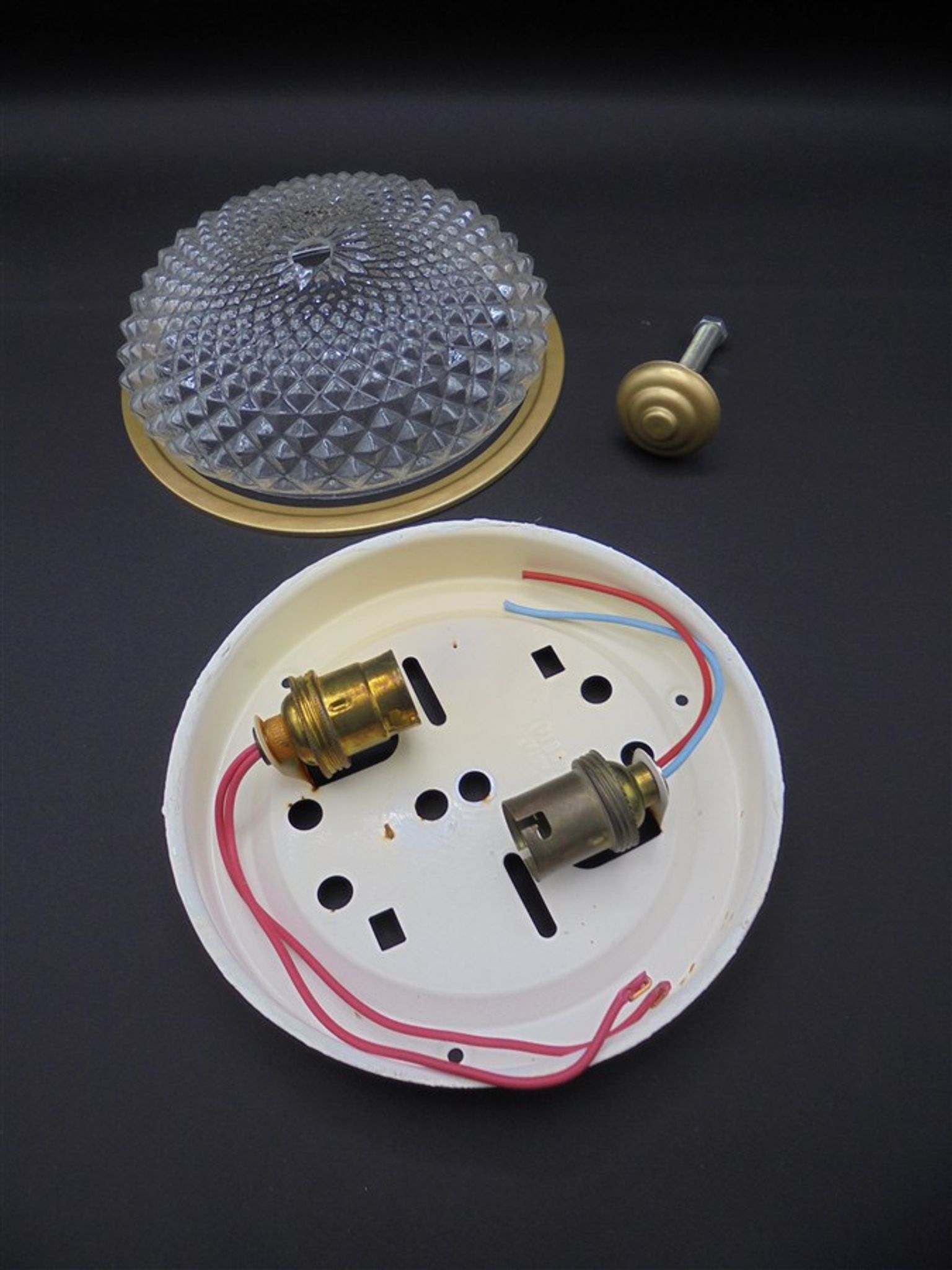 Ceiling light