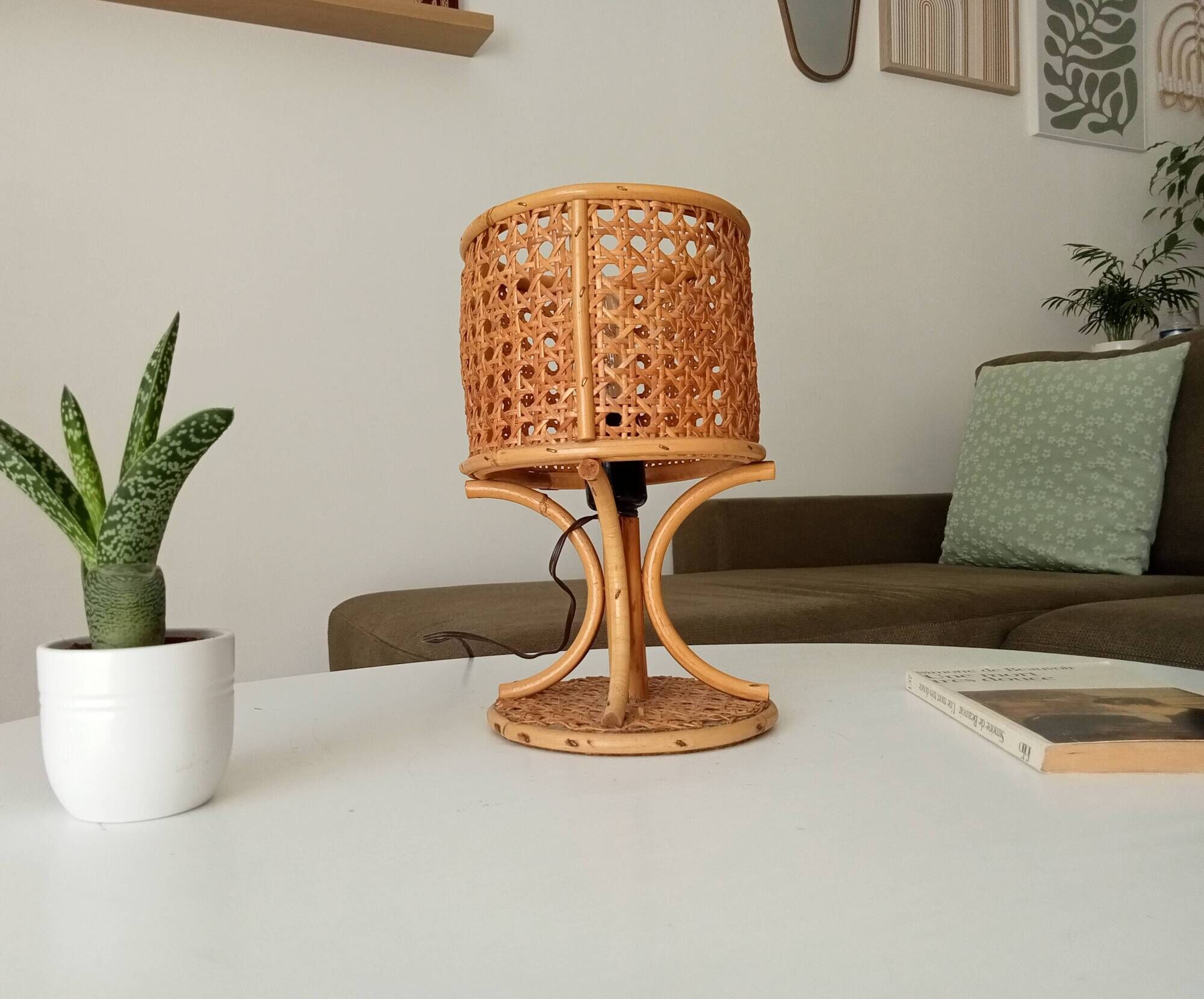 Vintage table lamp in organic style, French Riviera, rattan and caning.