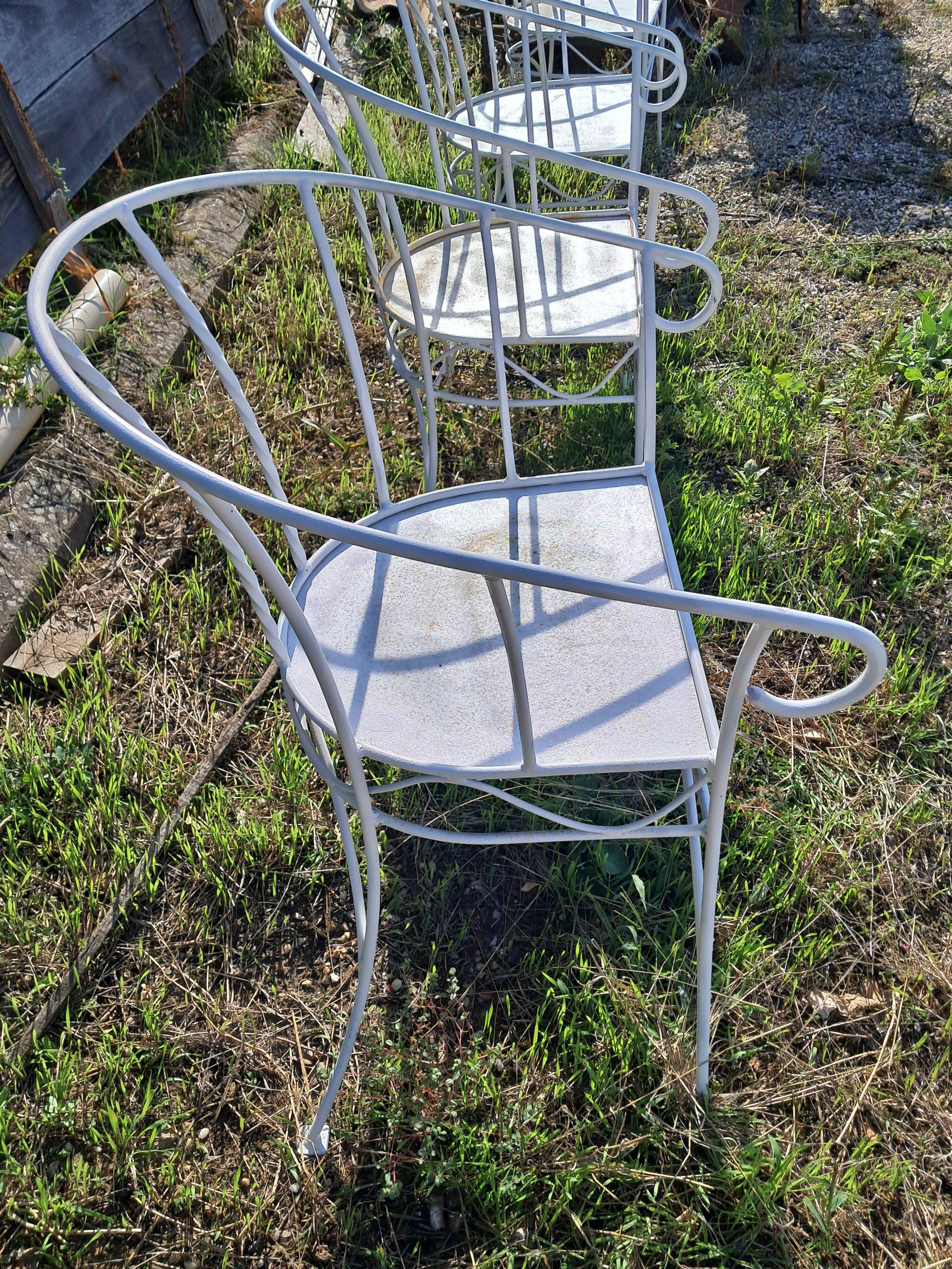 suite de 4 fauteuils de jardin en metal