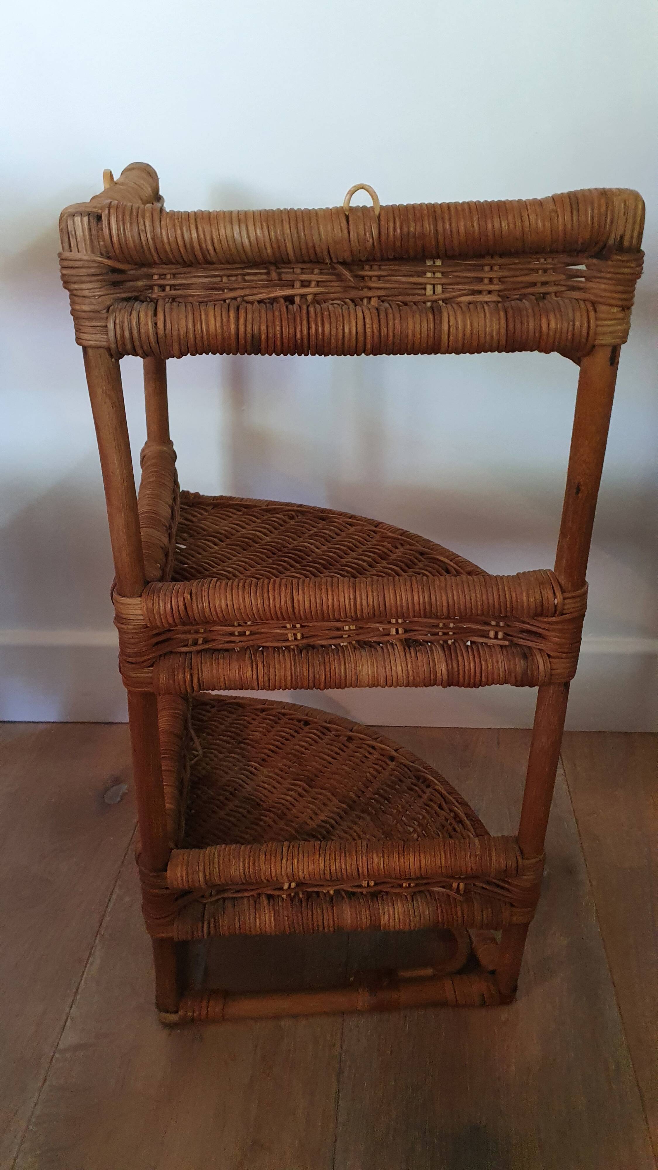 Wicker corner shelf 70s