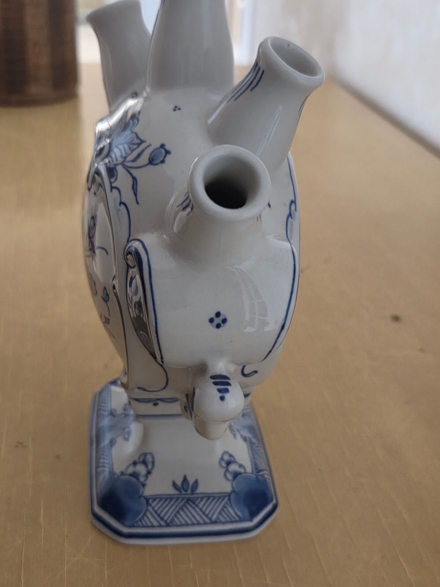 tulipier of royal porcelain