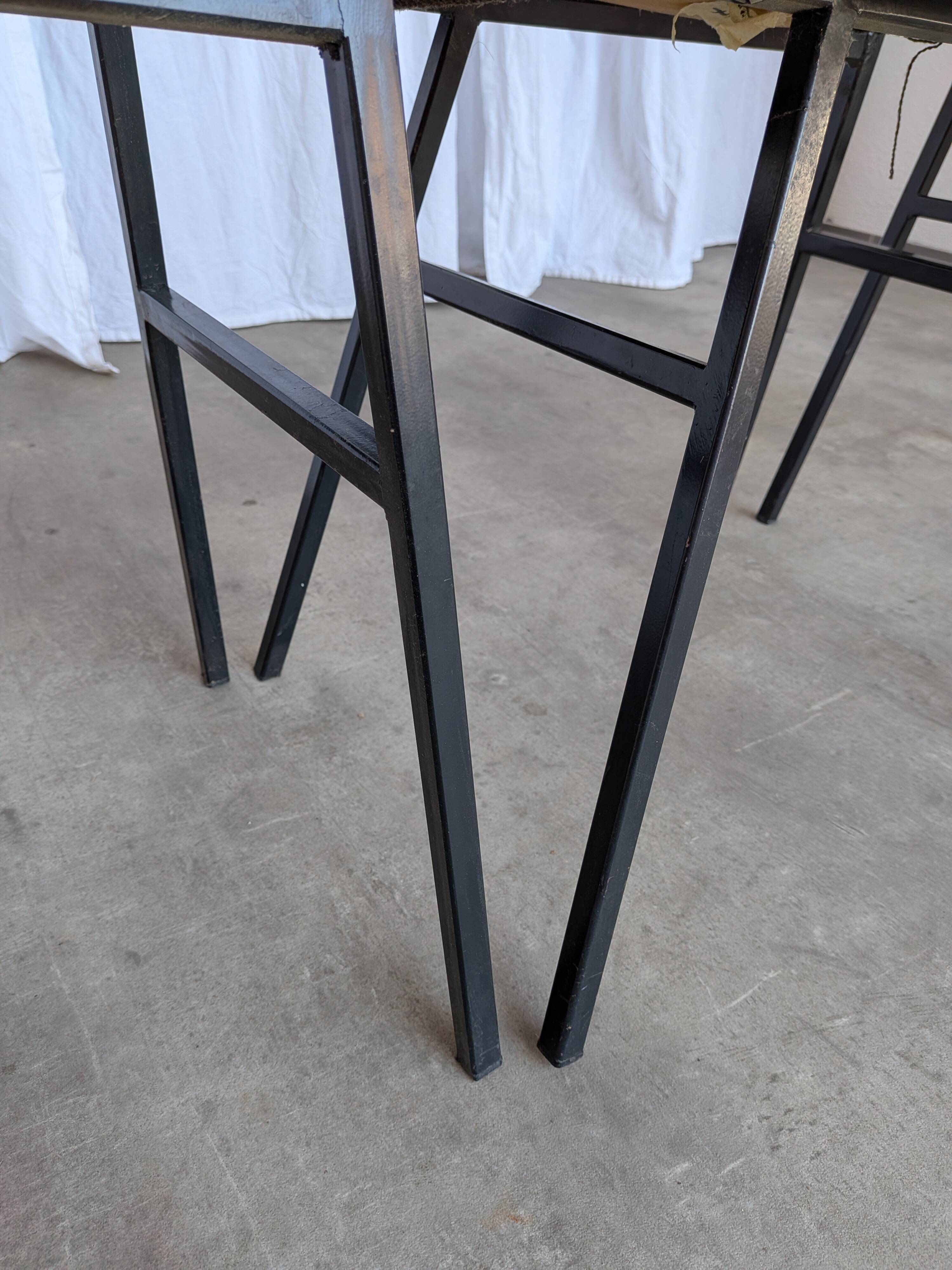 Chaises de salle à manger STOL Kamnik vintage (ensemble de 4) : tissu marron rétro des années 1970