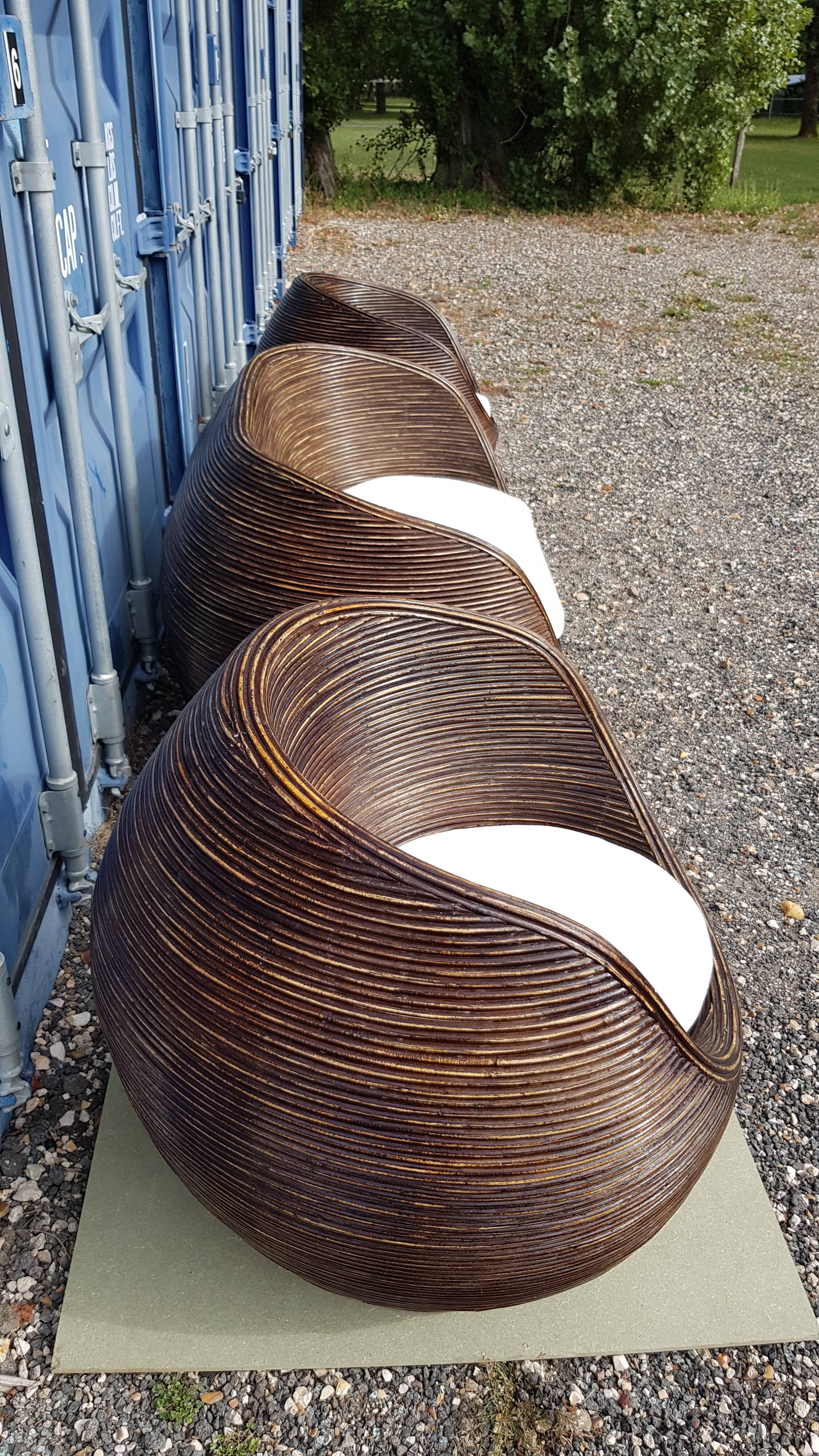 Set canapé sofa et ses 2 chauffeuses en rotin