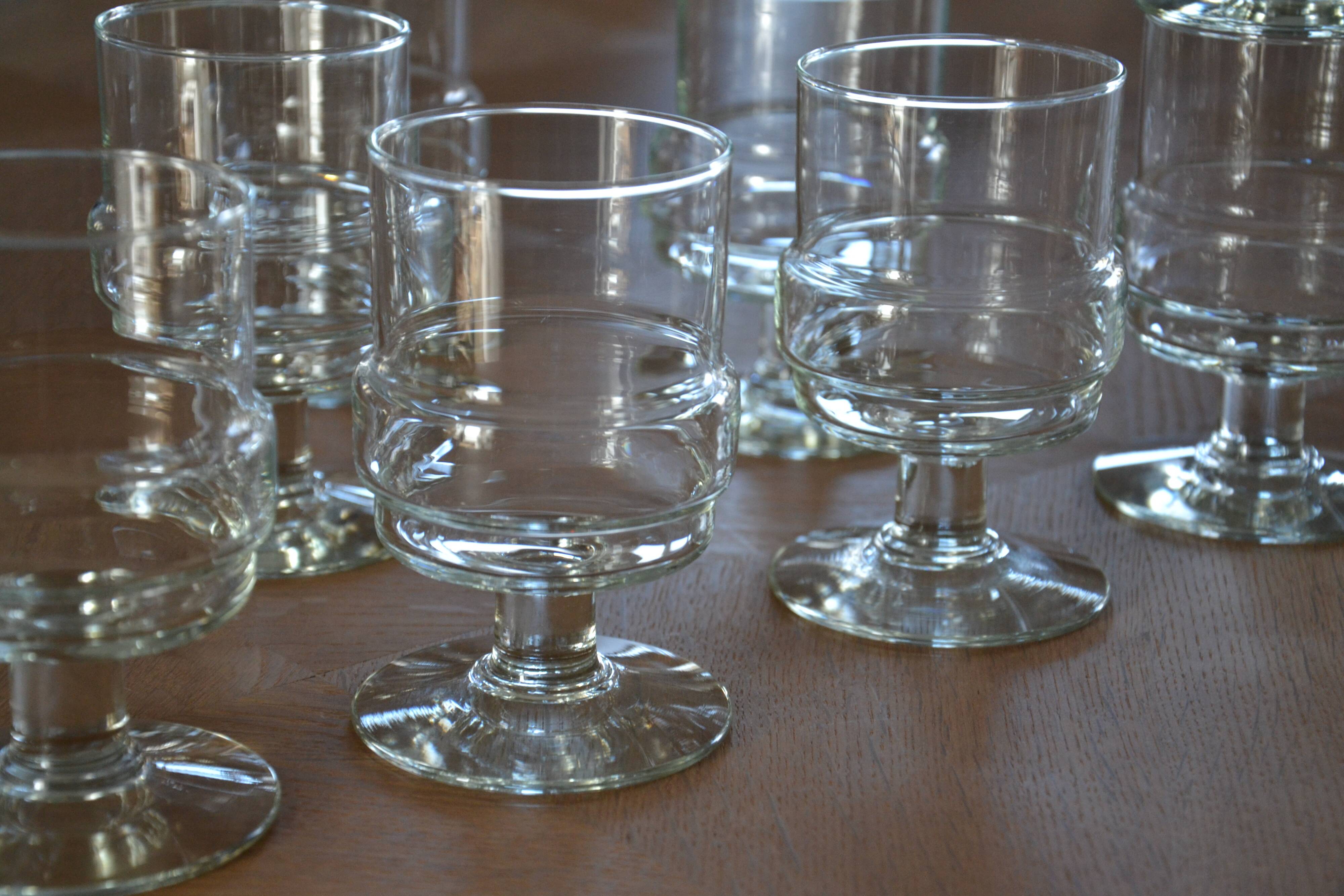 10 vintage stemmed wine glasses