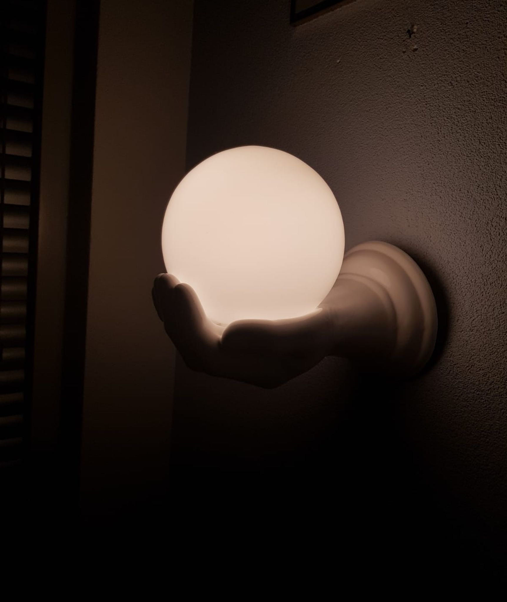 Mid Century ceramic wall lamp, 80s