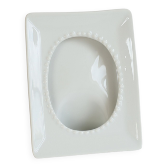 Porcelain frame