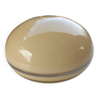 Opaline suspension