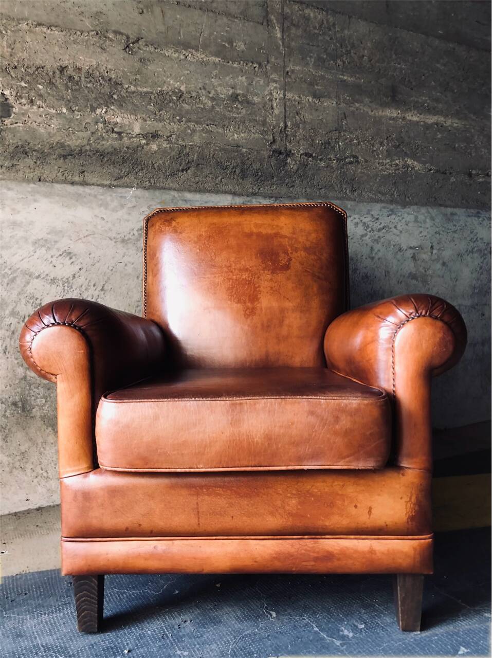 Fauteuil Club vintage en cuir « cognac »