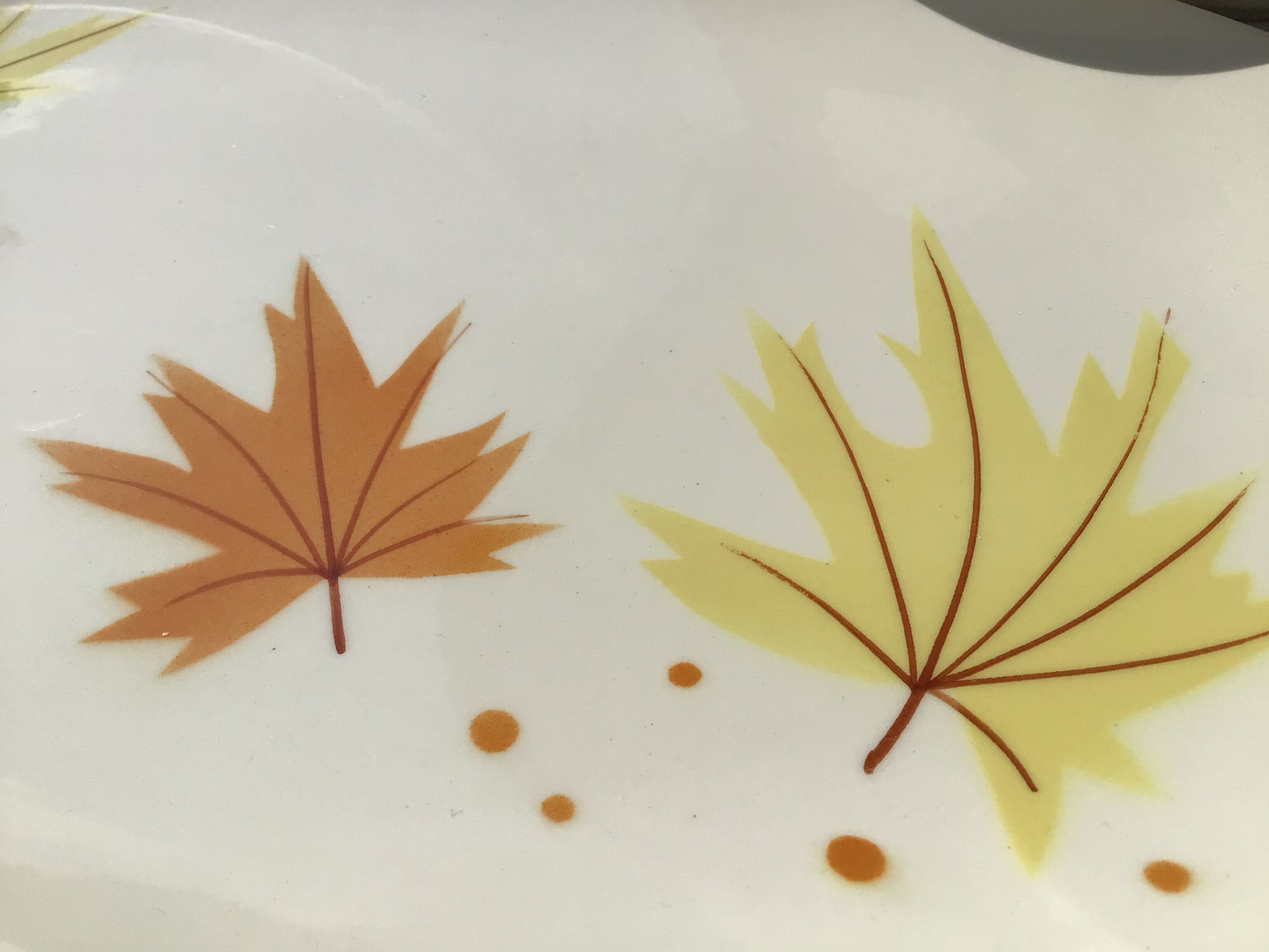 Set 3-course Longchamp cream leaves