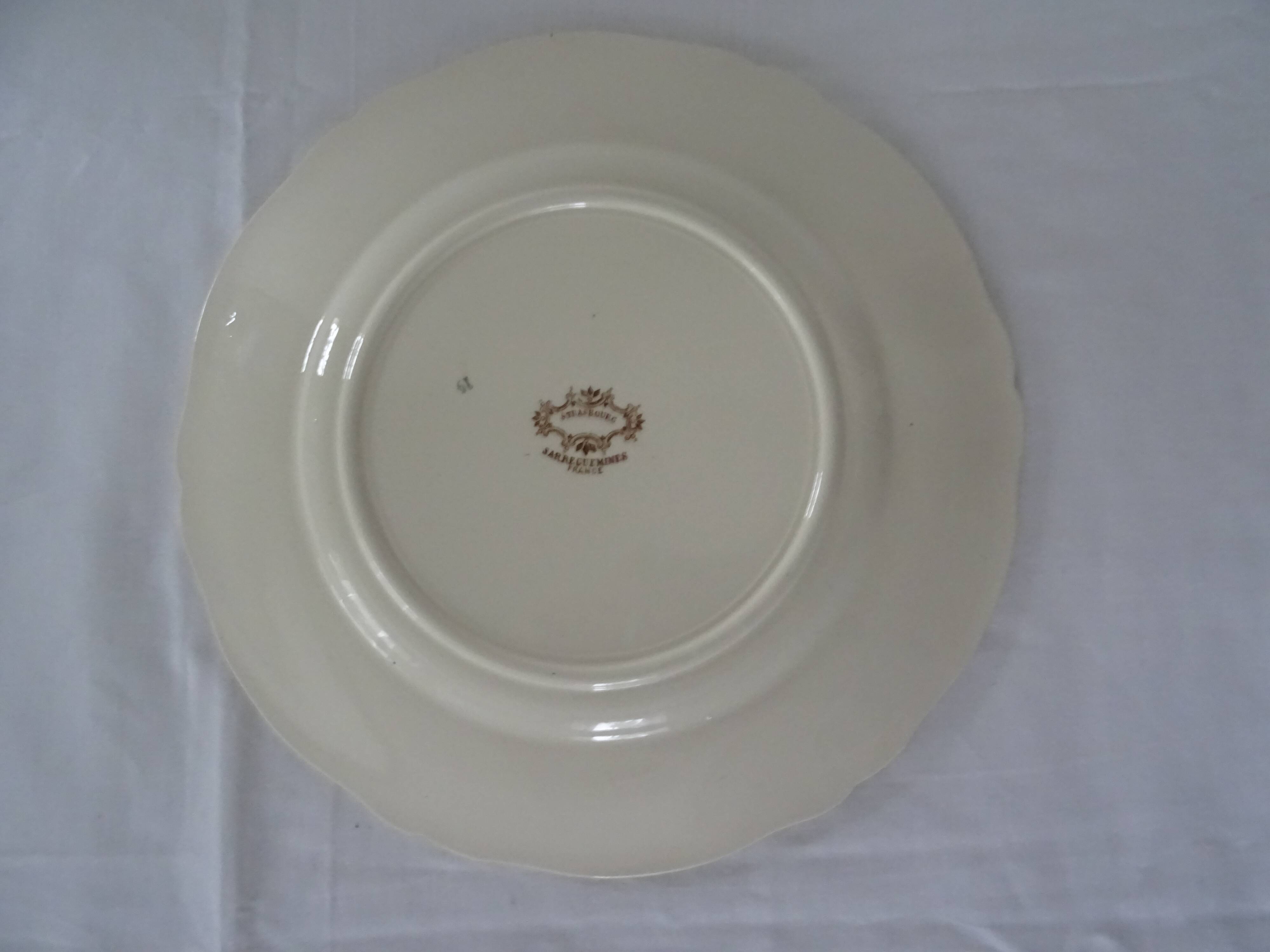 Large round dish 512112 Sarreguemines faience old flowers STRASBOURG