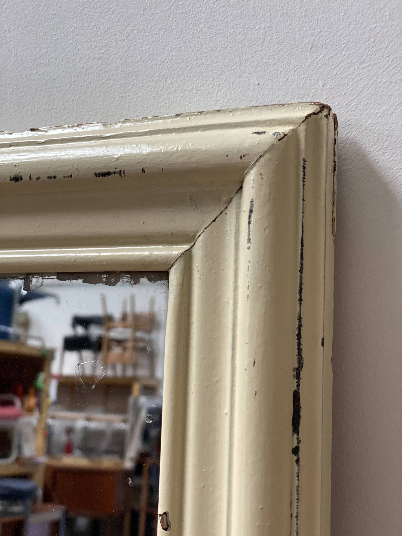 Miroir ancien patine beige