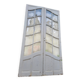 Art Nouveau double doors with small panes.