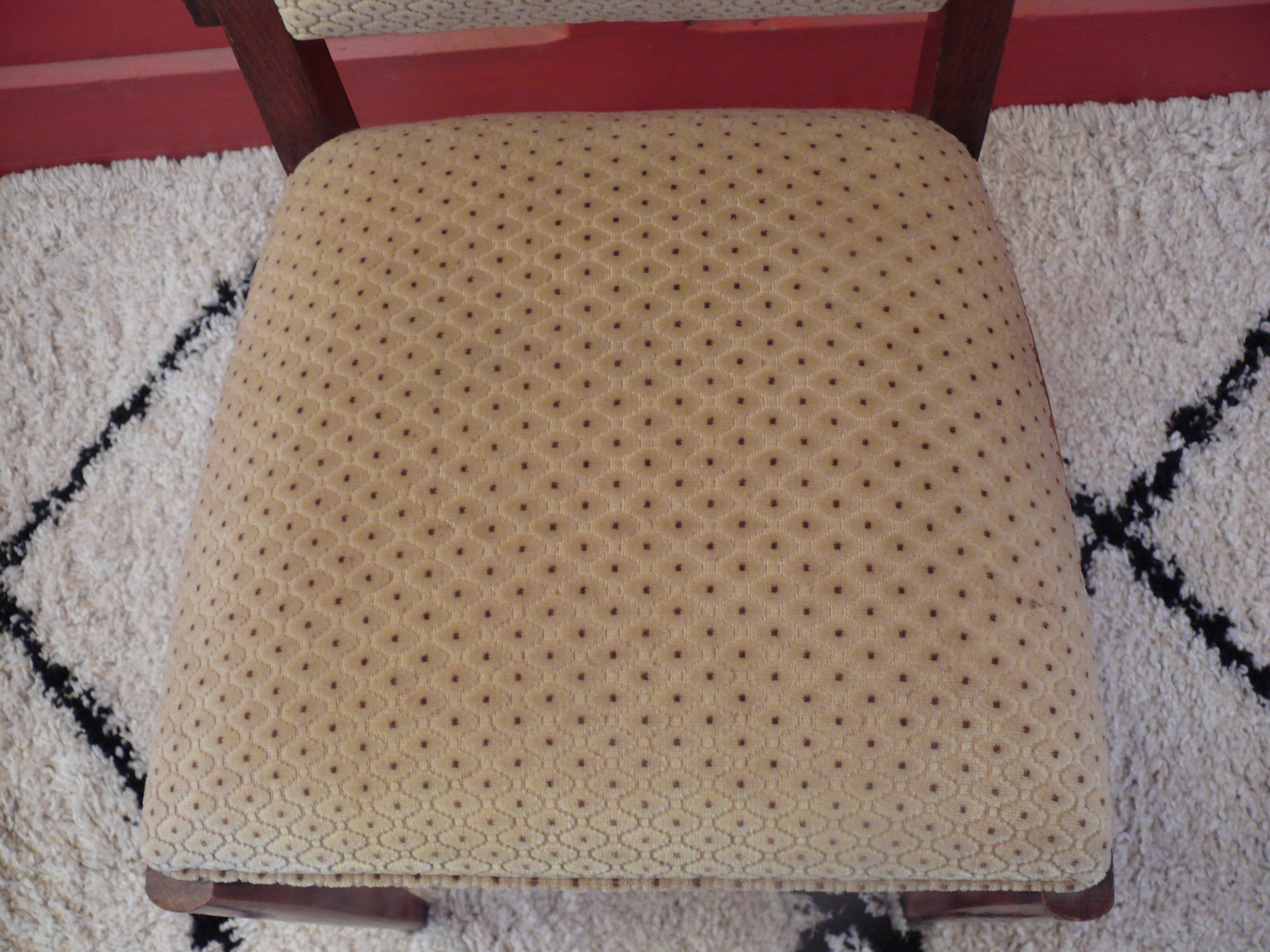 Six Art Deco chairs. Oak and original crushed velvet.