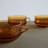 Batch of 3 vintage tea cups