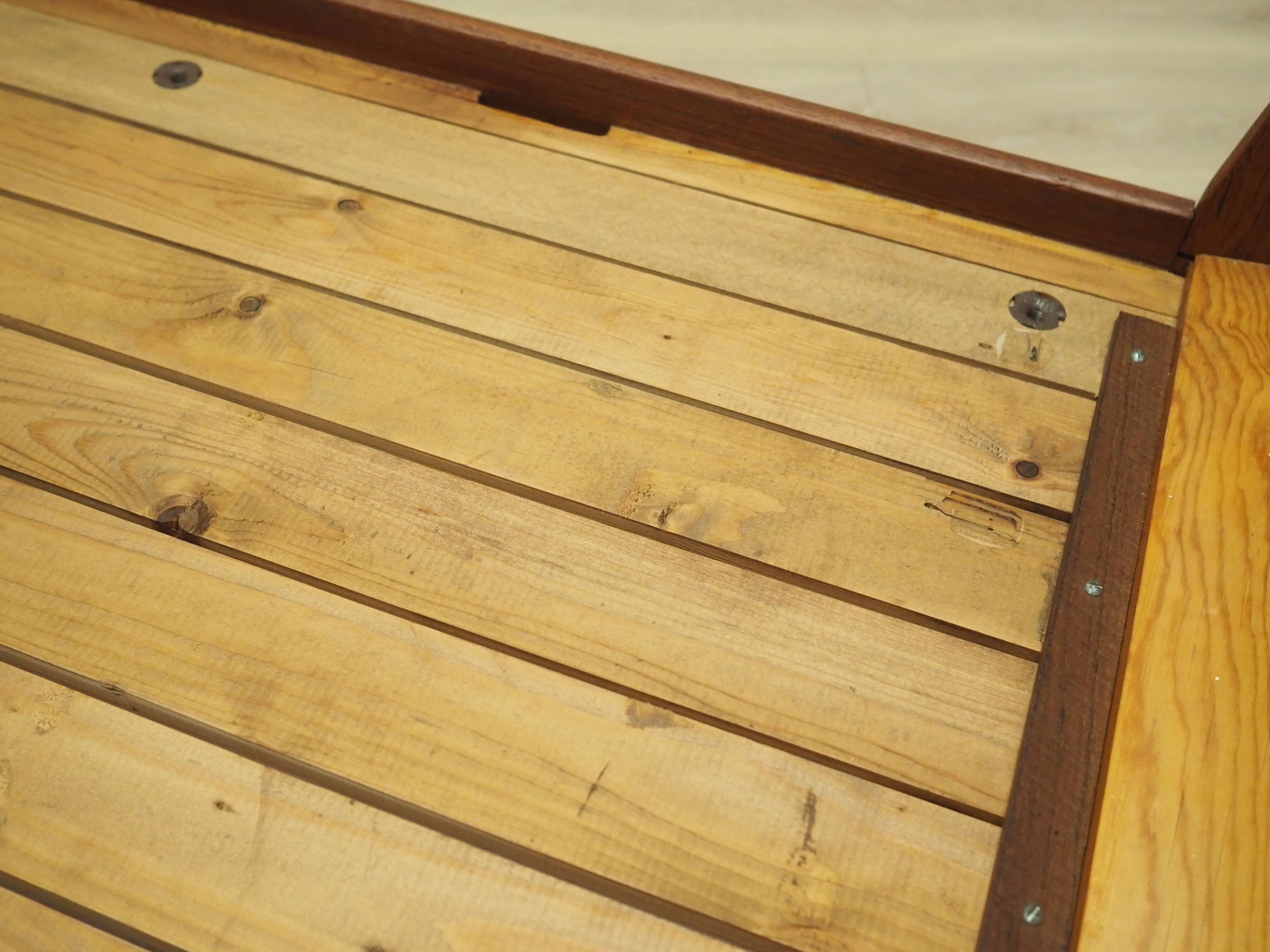 Lit en teck, design danois, années 1970, fabriqué au Danemark