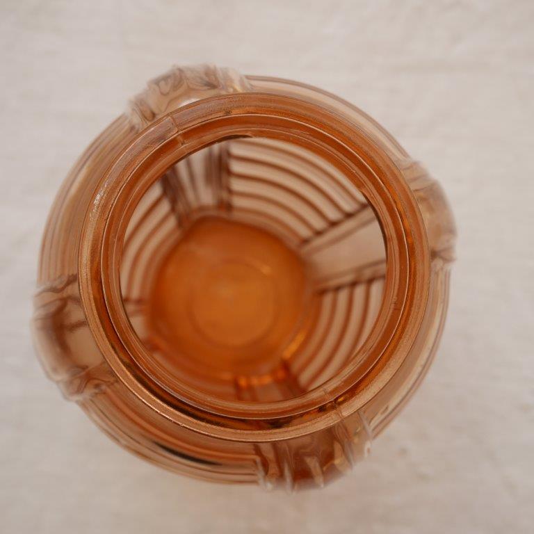 Vase en verre orangé