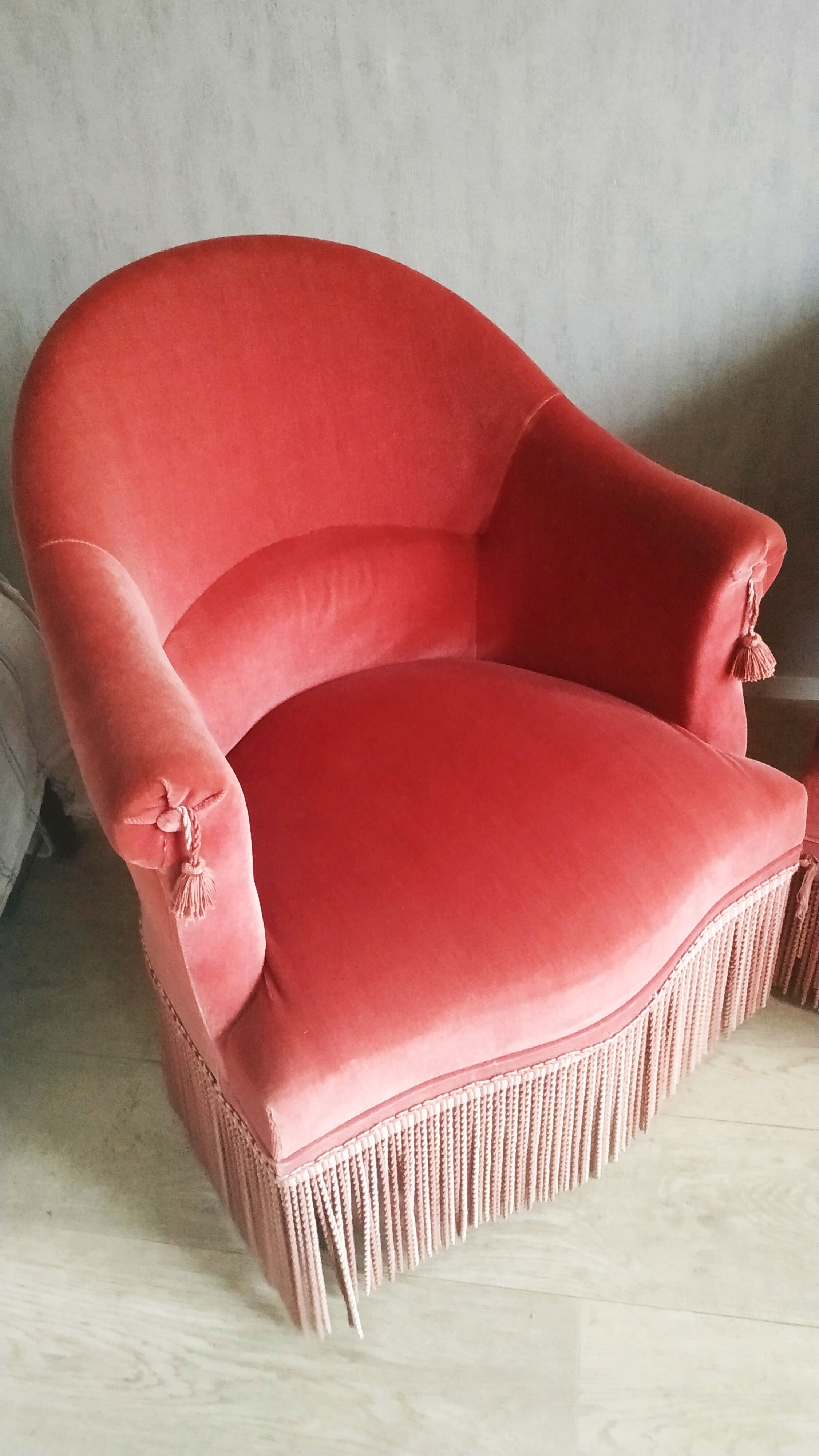 Pair of pink velvet toad armchairs
