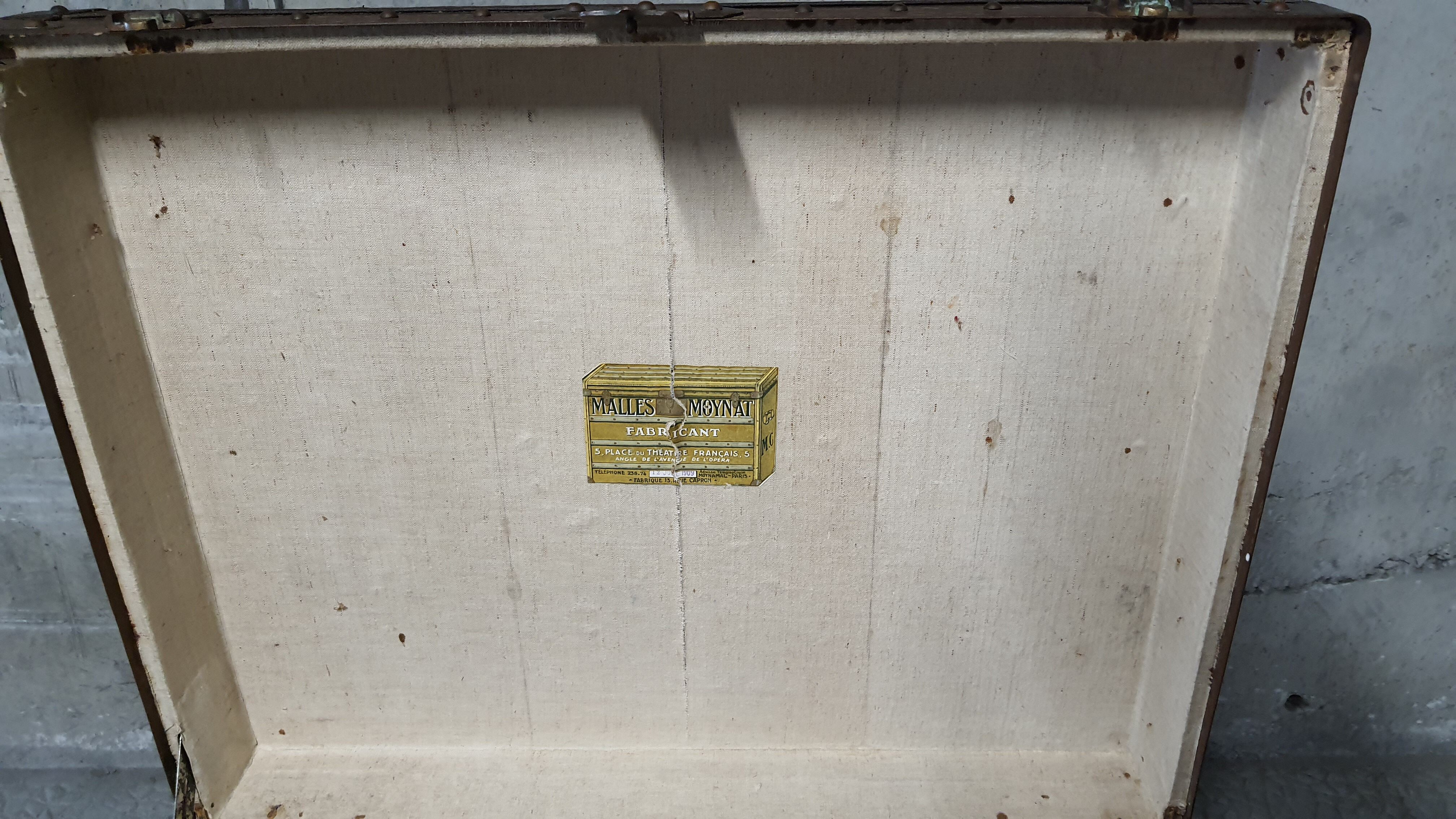 Travel trunk "Moynat"