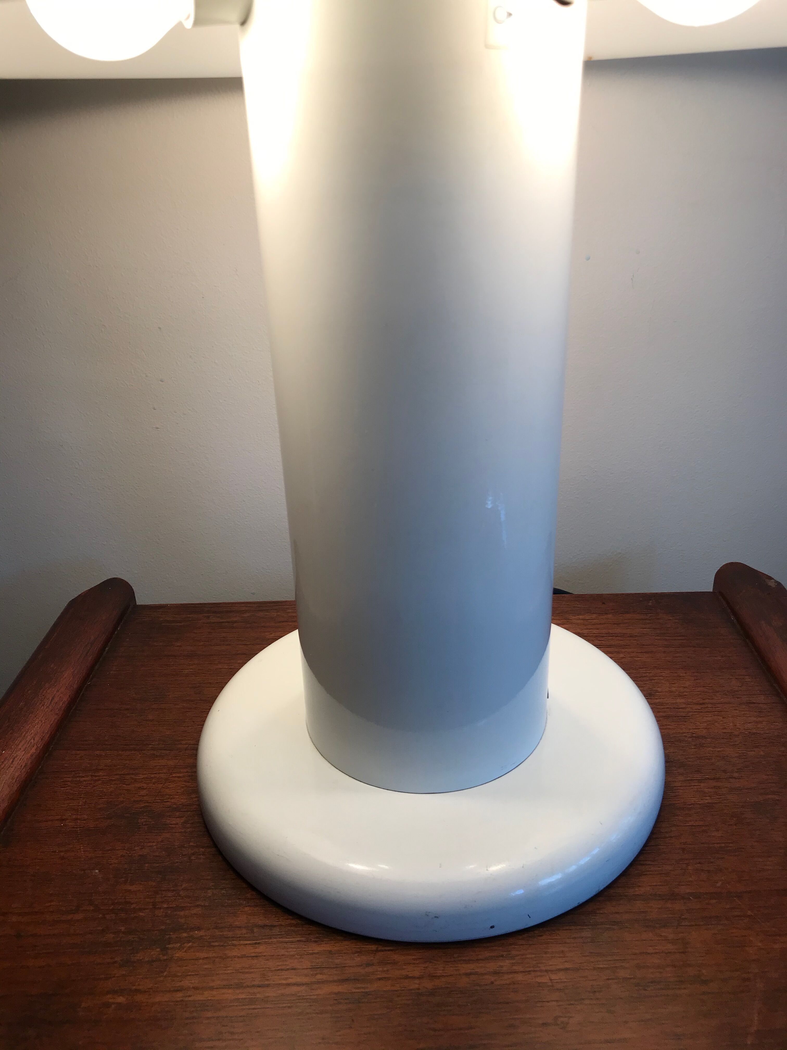 Harvey Guzzini Table Lamp