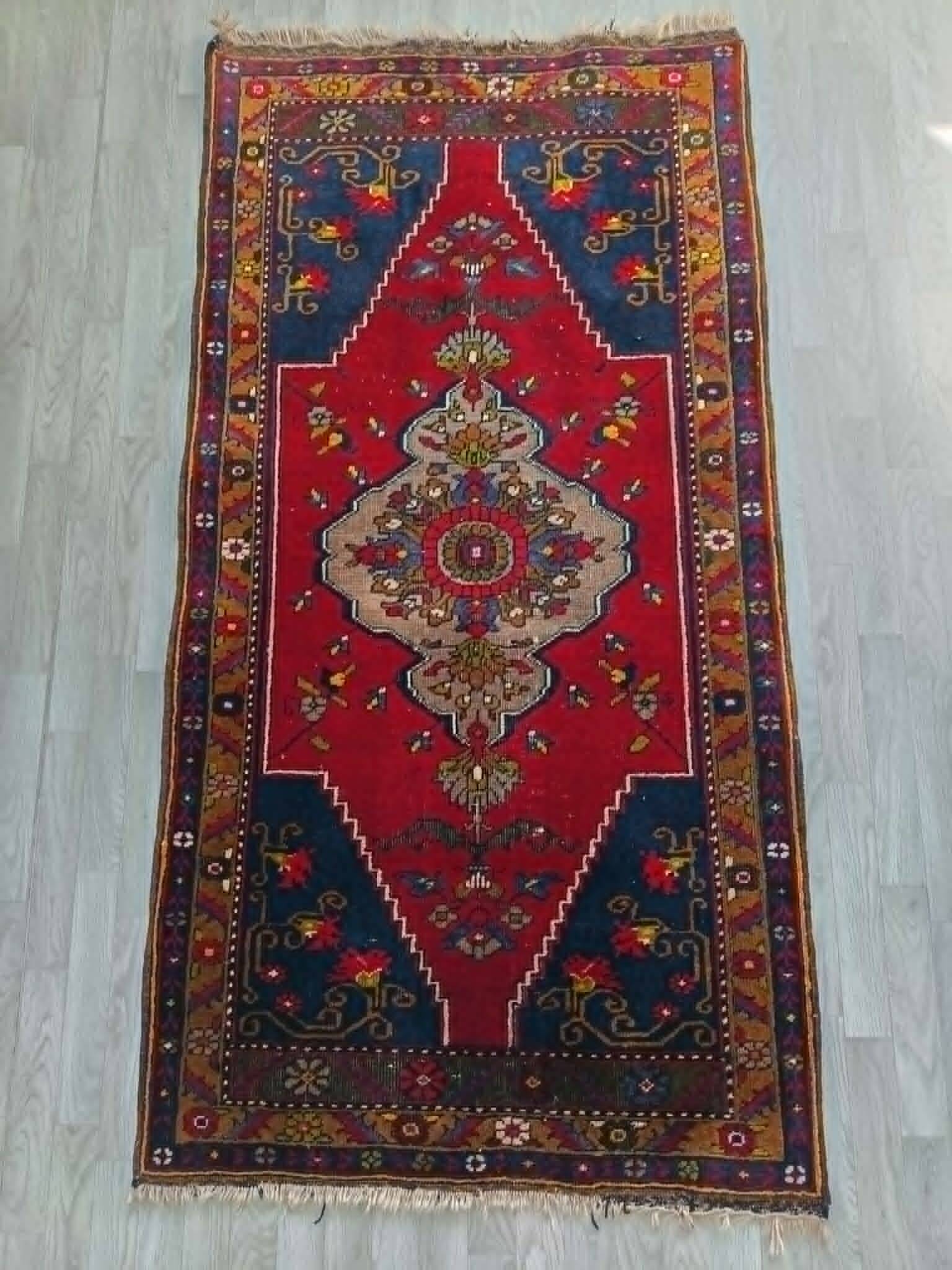 Handmade Yahyali carpet