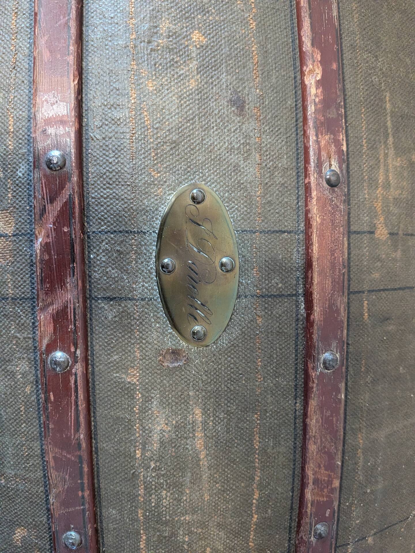 Travel dome-shaped trunk from the late 19th century, trunk maker J.M. Gey Aîné in Bordeaux, has